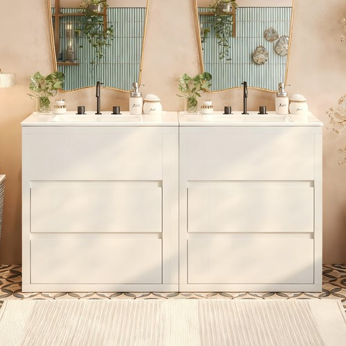 Double sink bathroom - 60",